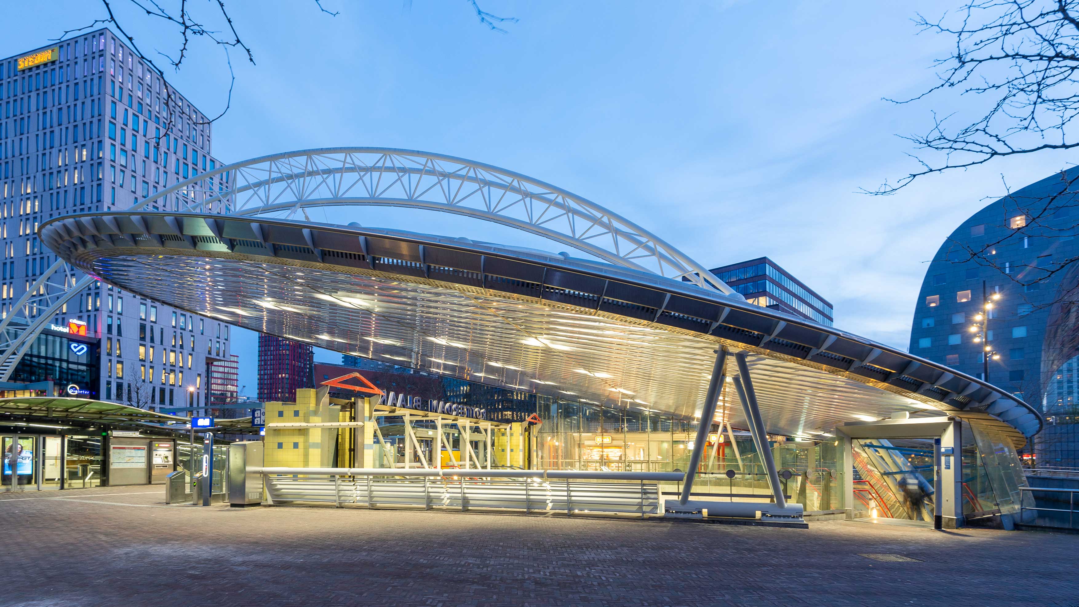 station Rotterdam Blaak