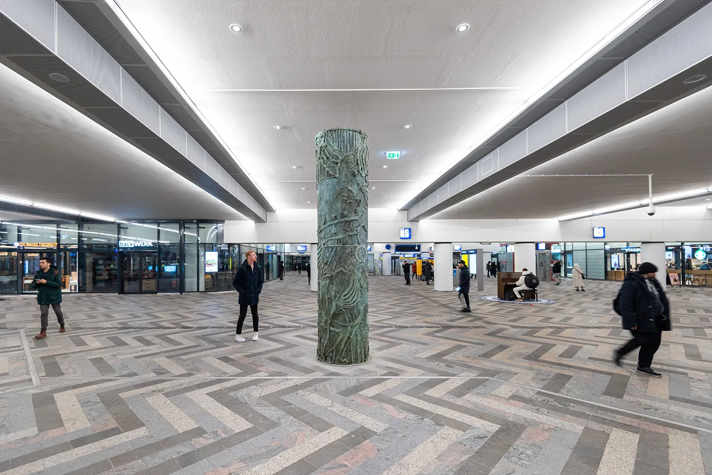 Station Almere Centrum
